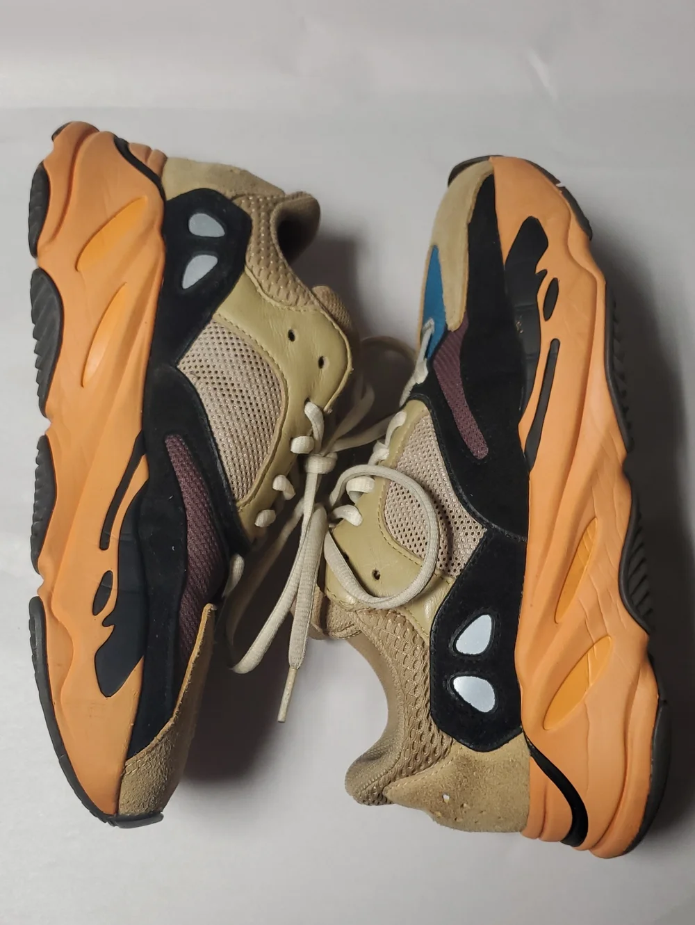 Adidas Yeezy Boost 700 Enflame Amber Size 6.5 Mens Streetwear Athleisure GW0297